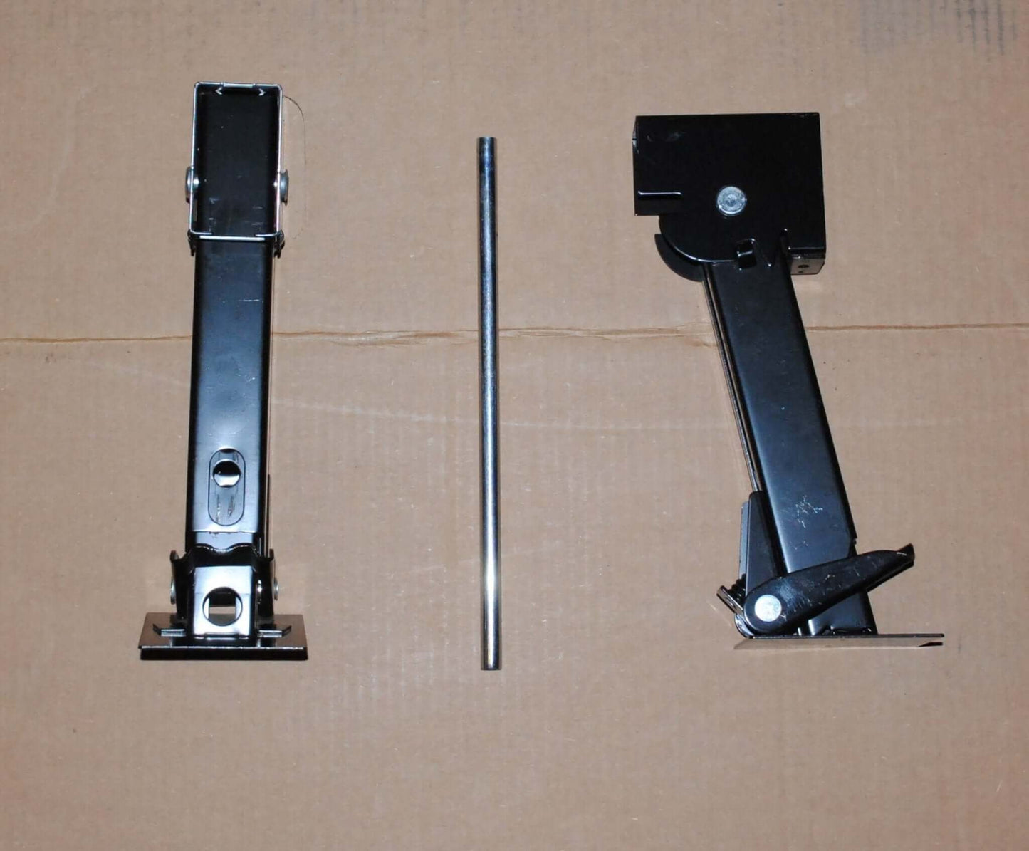 Trailer Jacks - Stabilizing Leveling Jacks - Compact Camping Concepts